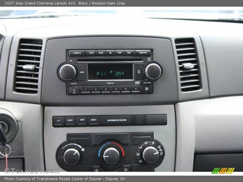 Black / Medium Slate Gray 2007 Jeep Grand Cherokee Laredo 4x4