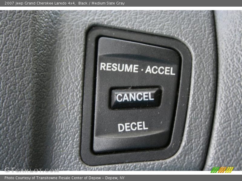 Black / Medium Slate Gray 2007 Jeep Grand Cherokee Laredo 4x4