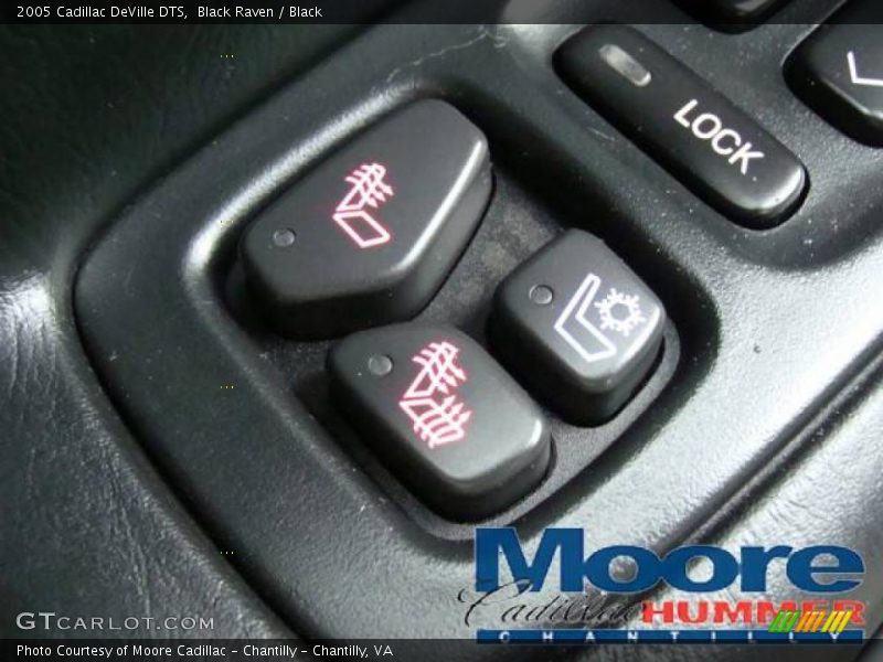 Black Raven / Black 2005 Cadillac DeVille DTS