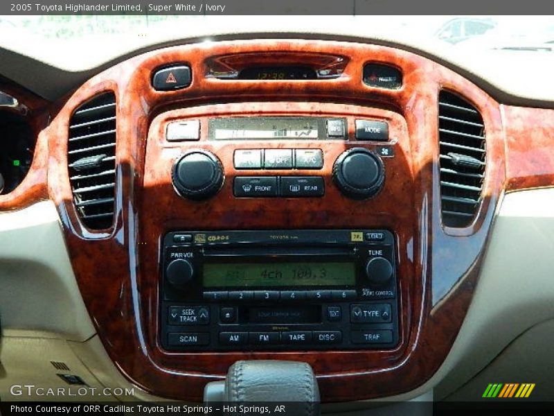 Super White / Ivory 2005 Toyota Highlander Limited