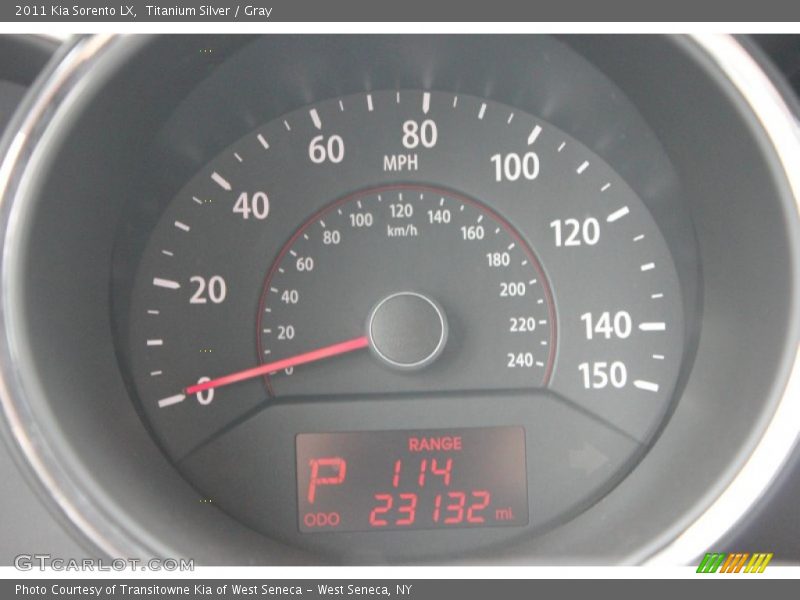 Titanium Silver / Gray 2011 Kia Sorento LX