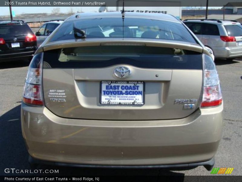 Driftwood Pearl / Ivory/Brown 2005 Toyota Prius Hybrid