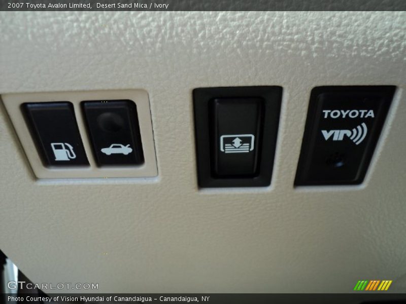 Desert Sand Mica / Ivory 2007 Toyota Avalon Limited
