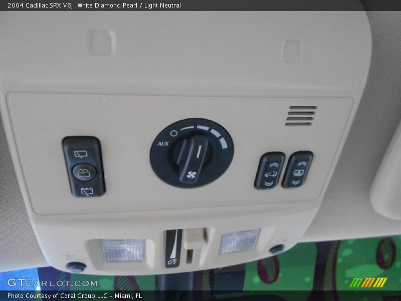 White Diamond Pearl / Light Neutral 2004 Cadillac SRX V6