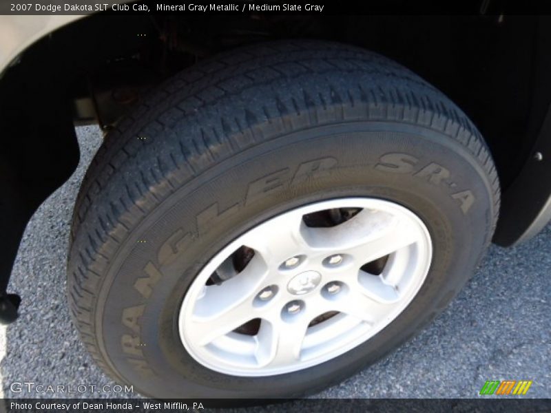 Mineral Gray Metallic / Medium Slate Gray 2007 Dodge Dakota SLT Club Cab