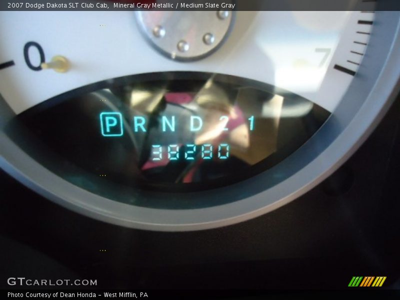 Mineral Gray Metallic / Medium Slate Gray 2007 Dodge Dakota SLT Club Cab