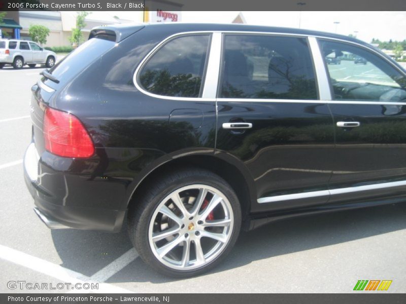 Black / Black 2006 Porsche Cayenne Turbo S