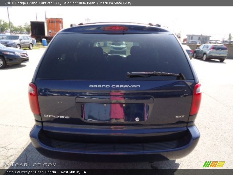 Midnight Blue Pearl / Medium Slate Gray 2004 Dodge Grand Caravan SXT