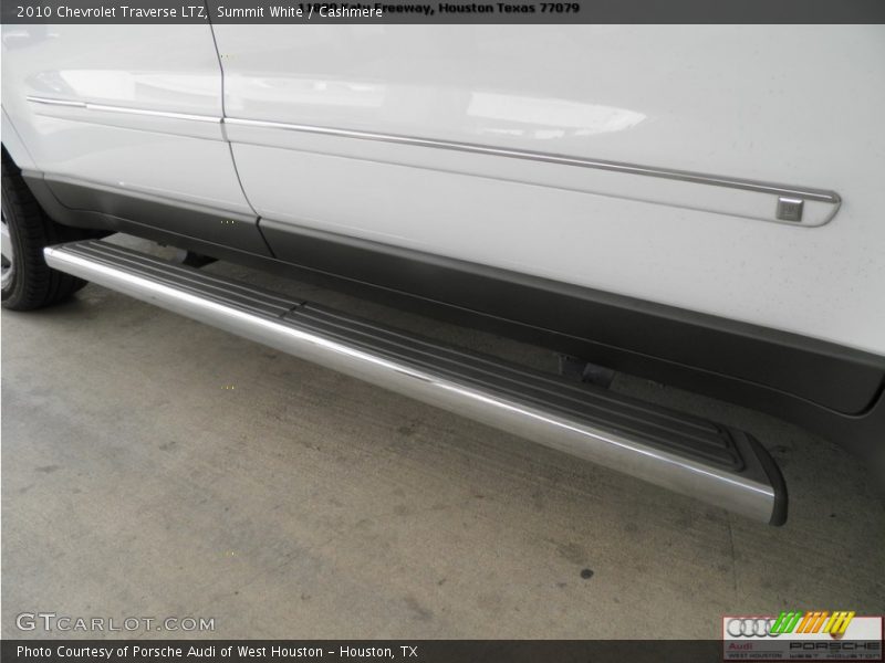 Summit White / Cashmere 2010 Chevrolet Traverse LTZ