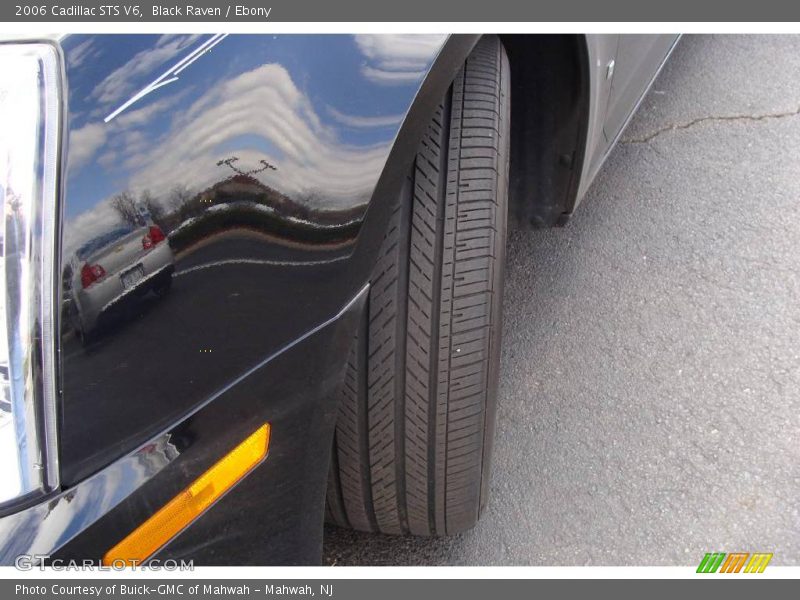 Black Raven / Ebony 2006 Cadillac STS V6