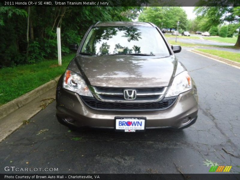 Urban Titanium Metallic / Ivory 2011 Honda CR-V SE 4WD