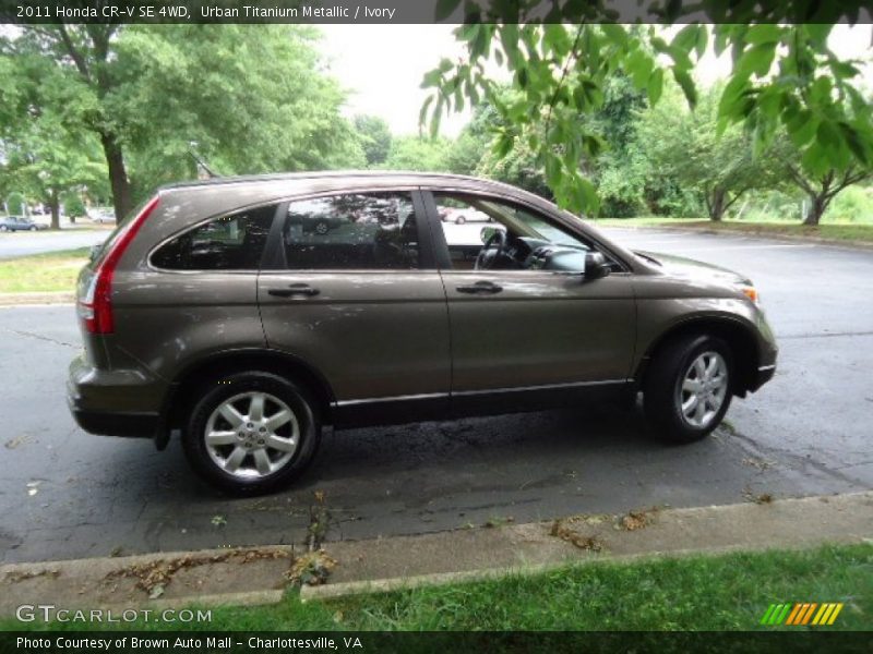 Urban Titanium Metallic / Ivory 2011 Honda CR-V SE 4WD