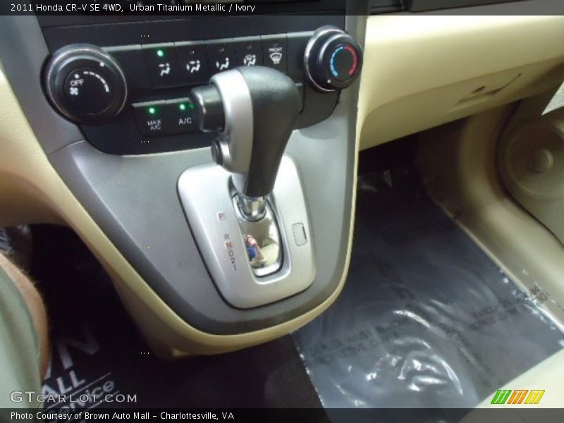 Urban Titanium Metallic / Ivory 2011 Honda CR-V SE 4WD