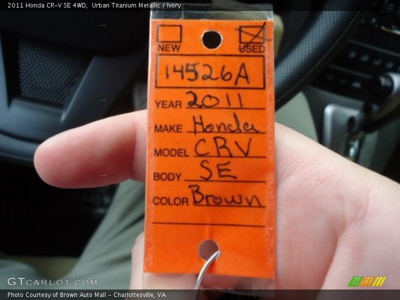 Urban Titanium Metallic / Ivory 2011 Honda CR-V SE 4WD