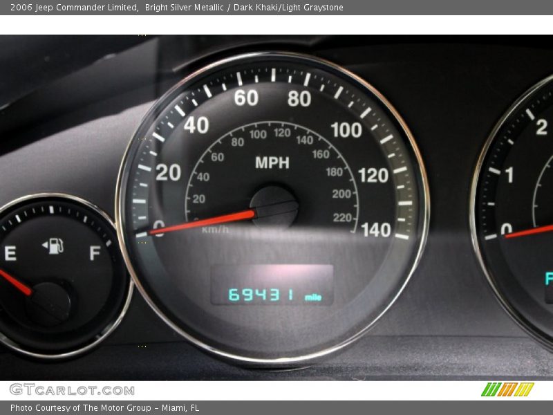 Bright Silver Metallic / Dark Khaki/Light Graystone 2006 Jeep Commander Limited