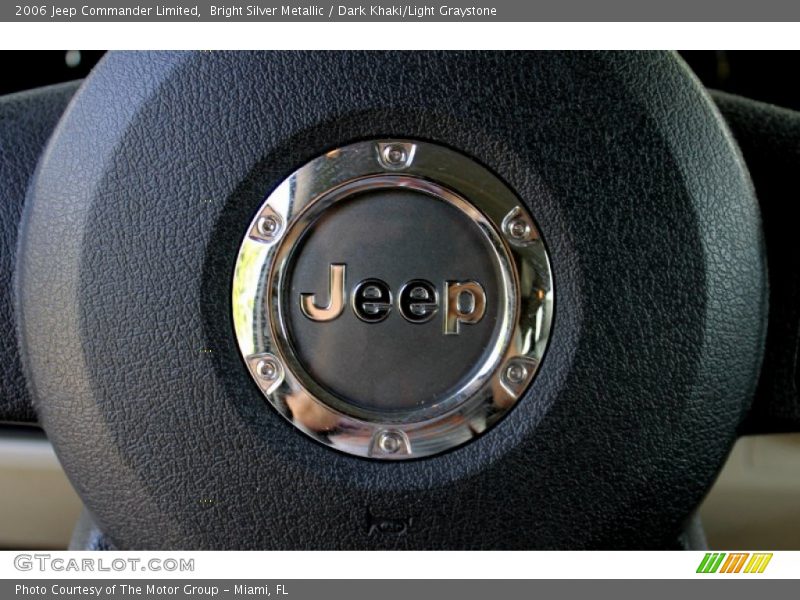 Bright Silver Metallic / Dark Khaki/Light Graystone 2006 Jeep Commander Limited