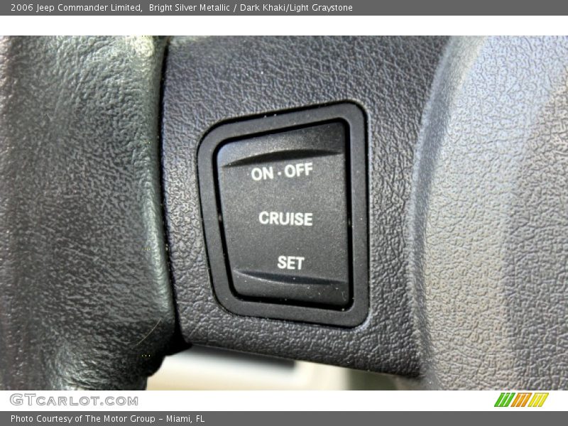 Bright Silver Metallic / Dark Khaki/Light Graystone 2006 Jeep Commander Limited