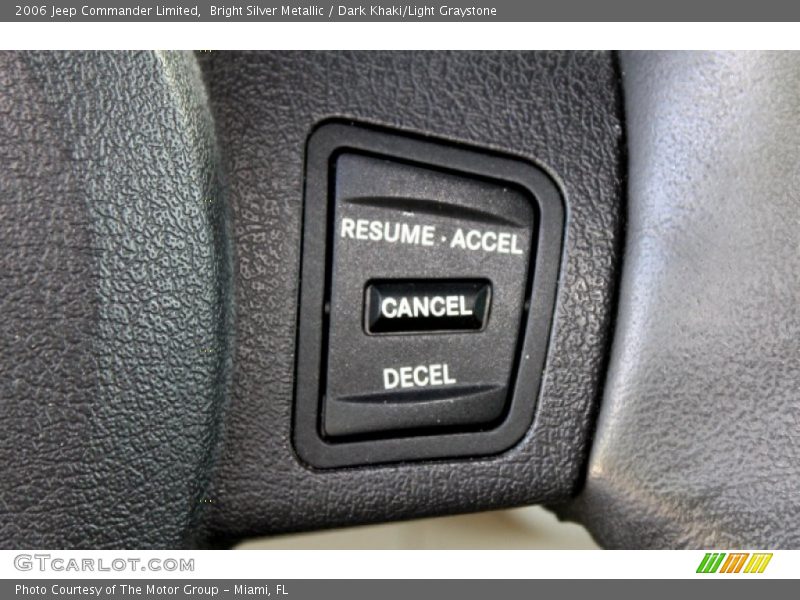 Bright Silver Metallic / Dark Khaki/Light Graystone 2006 Jeep Commander Limited