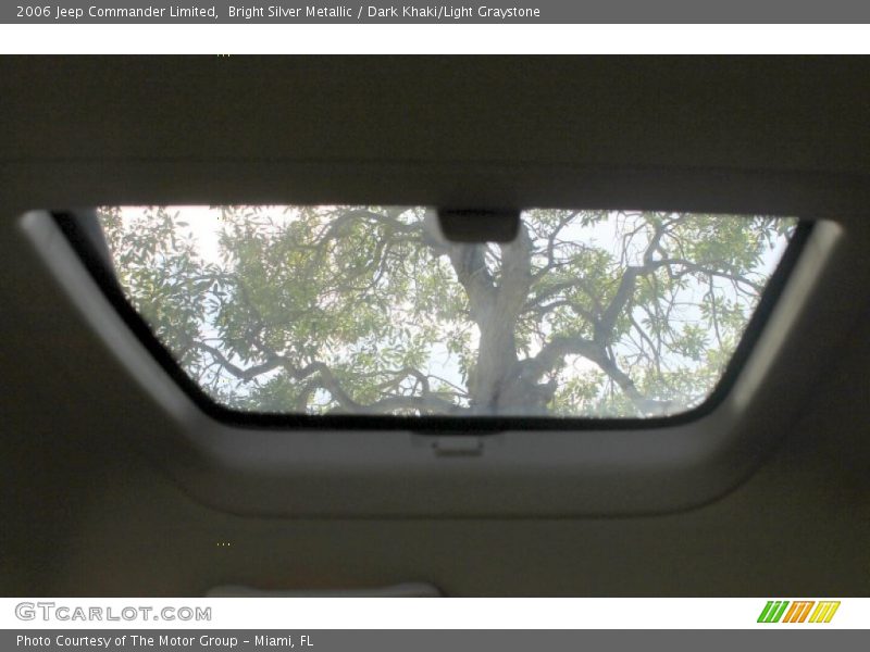 Bright Silver Metallic / Dark Khaki/Light Graystone 2006 Jeep Commander Limited