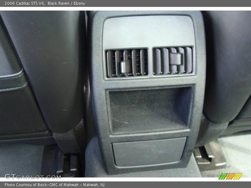 Black Raven / Ebony 2006 Cadillac STS V6