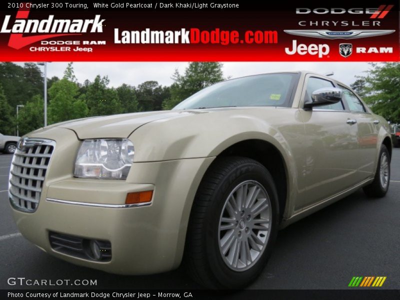 White Gold Pearlcoat / Dark Khaki/Light Graystone 2010 Chrysler 300 Touring