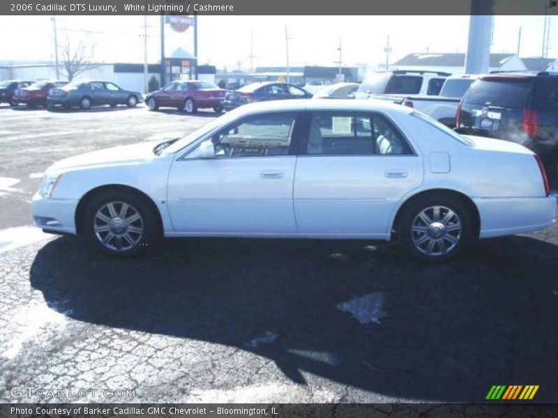 White Lightning / Cashmere 2006 Cadillac DTS Luxury