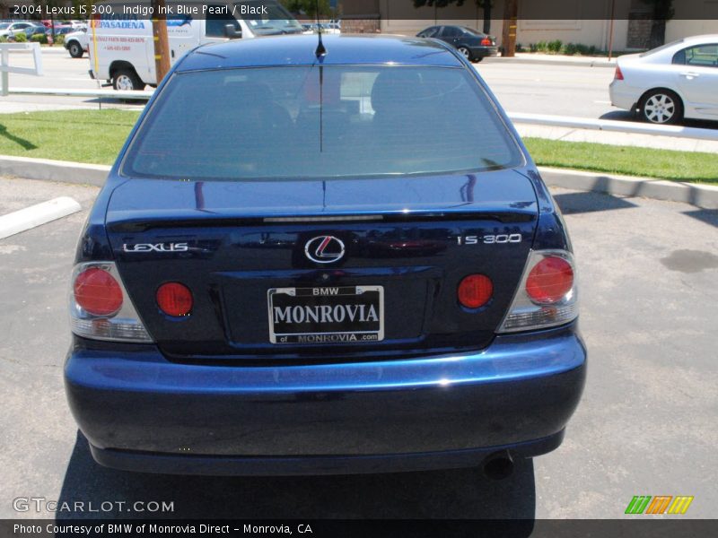 Indigo Ink Blue Pearl / Black 2004 Lexus IS 300