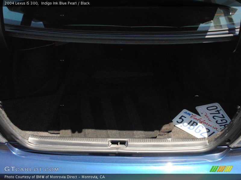Indigo Ink Blue Pearl / Black 2004 Lexus IS 300