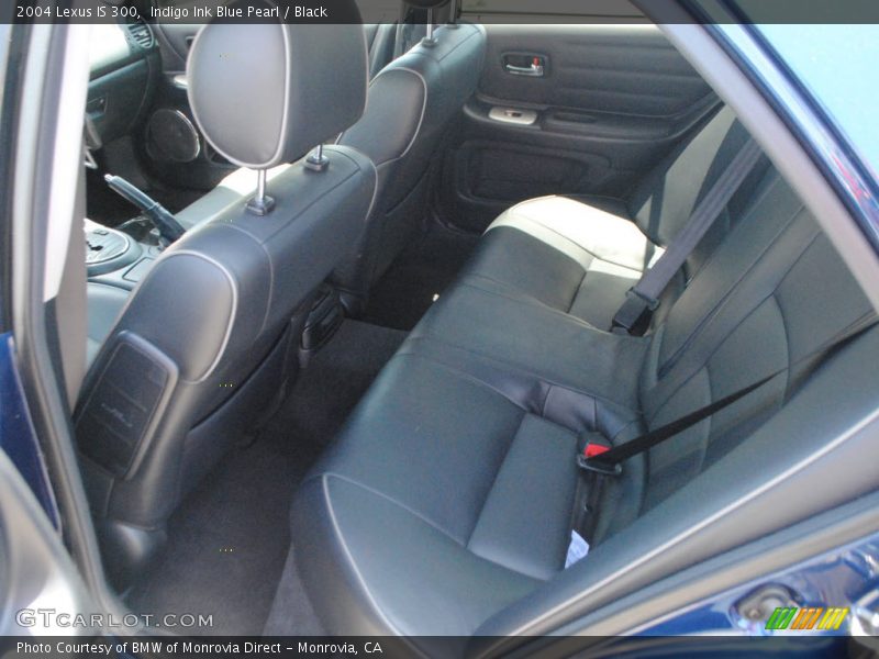 Indigo Ink Blue Pearl / Black 2004 Lexus IS 300