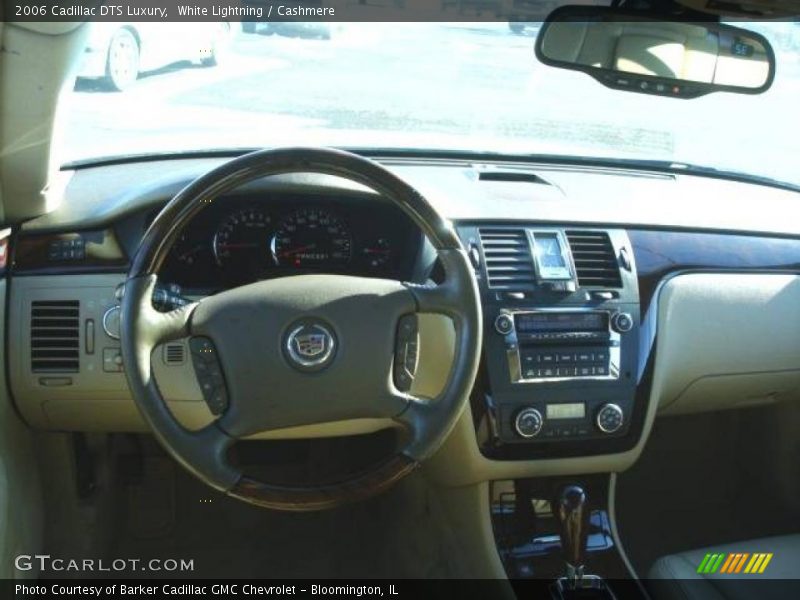White Lightning / Cashmere 2006 Cadillac DTS Luxury