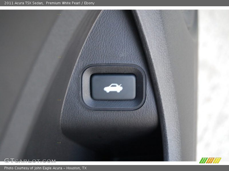 Premium White Pearl / Ebony 2011 Acura TSX Sedan