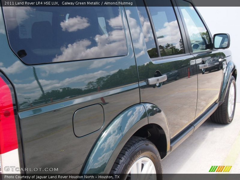 Galway Green Metallic / Almond/Nutmeg 2011 Land Rover LR4 HSE LUX
