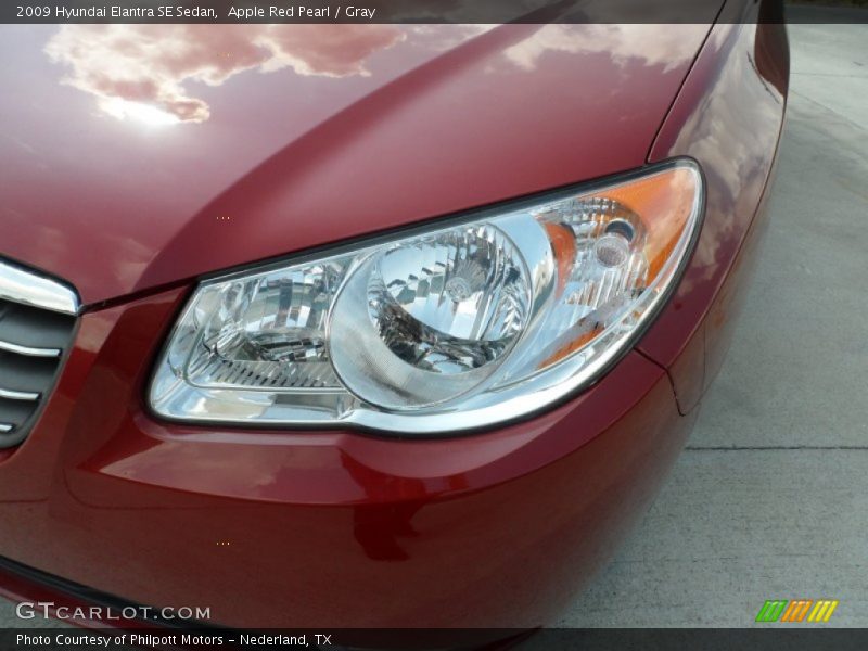 Apple Red Pearl / Gray 2009 Hyundai Elantra SE Sedan