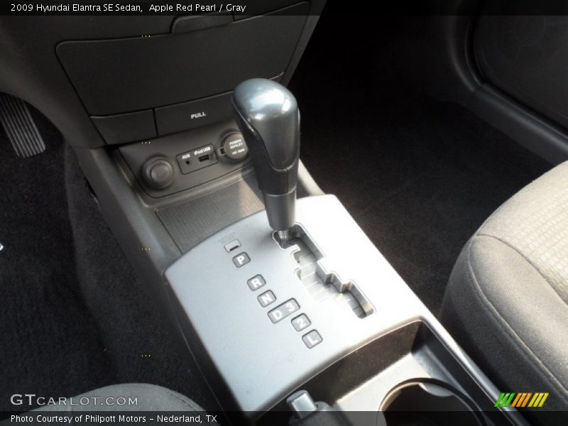  2009 Elantra SE Sedan 4 Speed Automatic Shifter