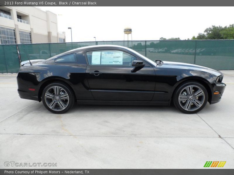  2013 Mustang V6 Coupe Black