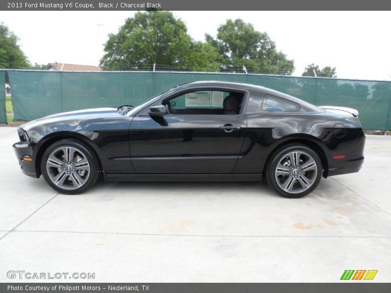  2013 Mustang V6 Coupe Black