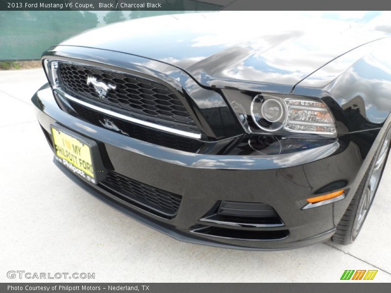 Black / Charcoal Black 2013 Ford Mustang V6 Coupe