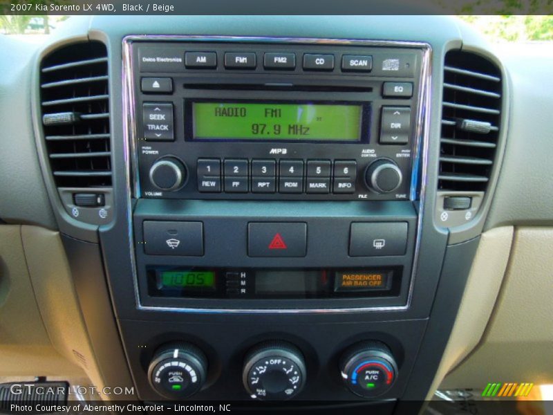 Black / Beige 2007 Kia Sorento LX 4WD
