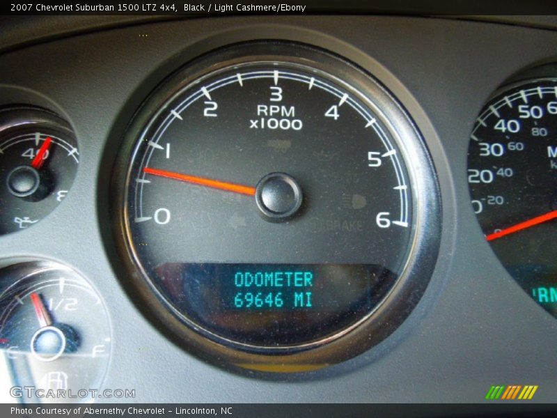 Black / Light Cashmere/Ebony 2007 Chevrolet Suburban 1500 LTZ 4x4