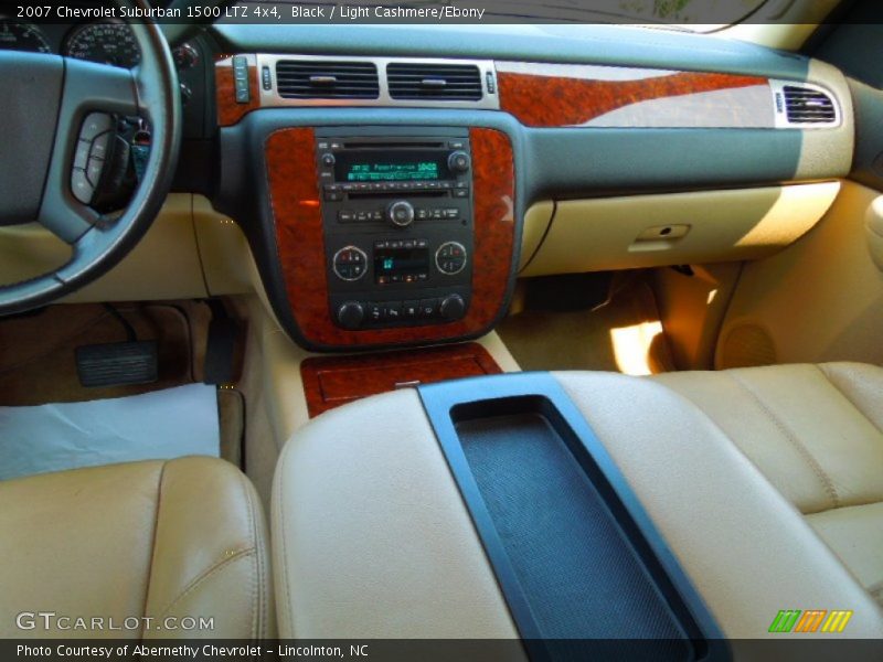 Black / Light Cashmere/Ebony 2007 Chevrolet Suburban 1500 LTZ 4x4
