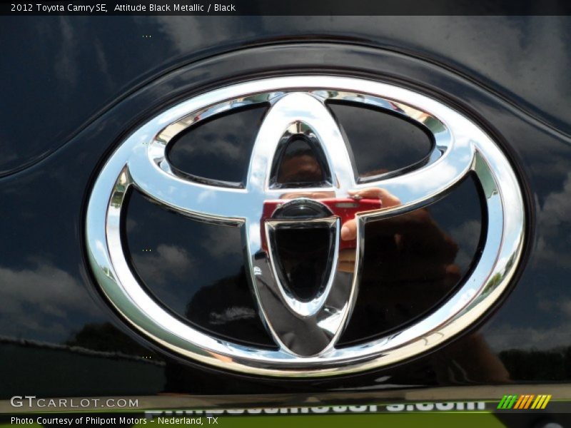 Attitude Black Metallic / Black 2012 Toyota Camry SE