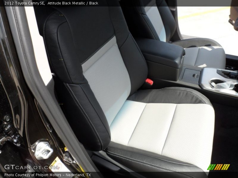 Attitude Black Metallic / Black 2012 Toyota Camry SE