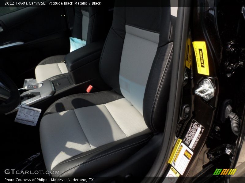 Attitude Black Metallic / Black 2012 Toyota Camry SE
