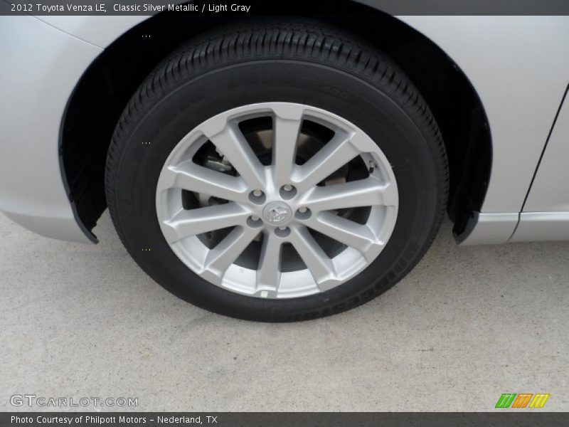 Classic Silver Metallic / Light Gray 2012 Toyota Venza LE