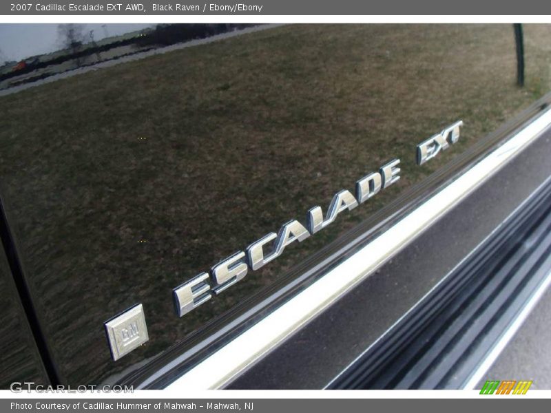Black Raven / Ebony/Ebony 2007 Cadillac Escalade EXT AWD