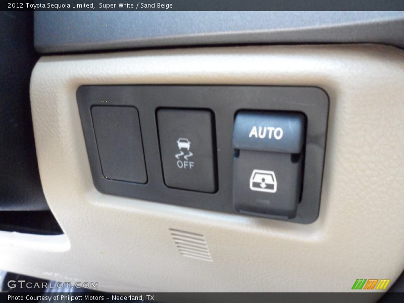 Controls of 2012 Sequoia Limited
