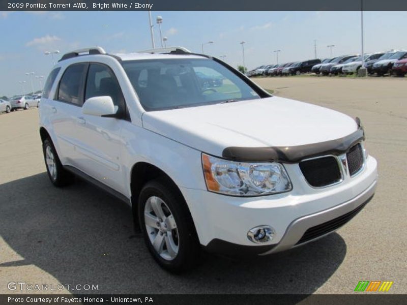 Bright White / Ebony 2009 Pontiac Torrent AWD