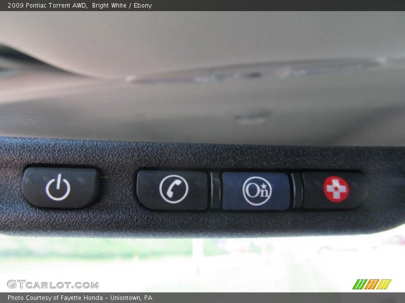 Bright White / Ebony 2009 Pontiac Torrent AWD