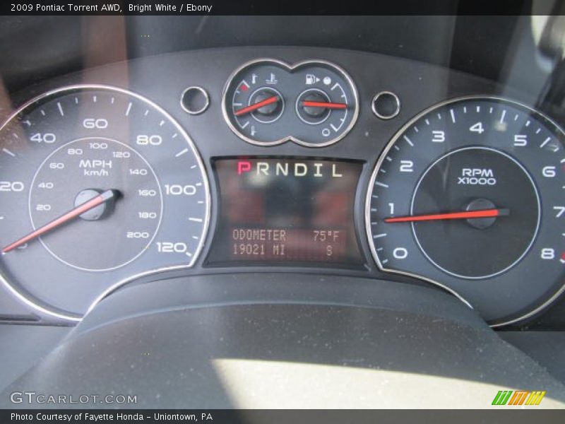 Bright White / Ebony 2009 Pontiac Torrent AWD