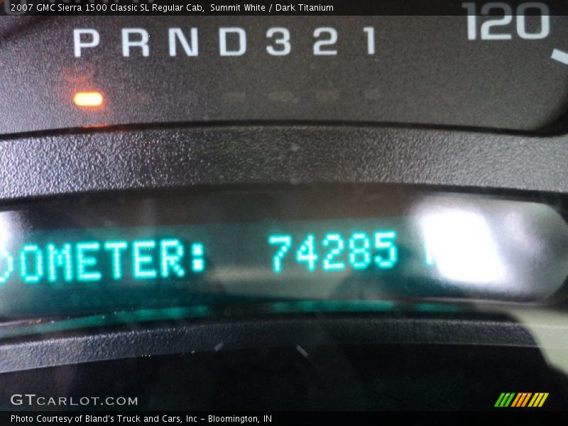 Summit White / Dark Titanium 2007 GMC Sierra 1500 Classic SL Regular Cab